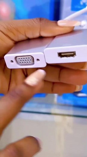 Adaptateur USB C vers HDMI & VGA