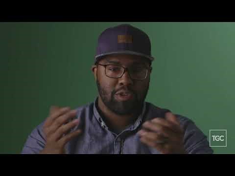 What’s the Difference Between Elders and Deacons?