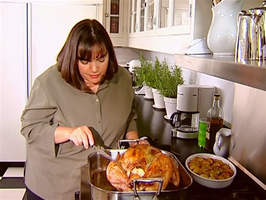 2.2M views · 35K reactions | Ina Garten has you covered this Thanksgiving with her perfect roast turkey! ✨ Stream more of #BarefootContessa on Max: https://streamonm.ax/49k0byb! #StreamOnMax Get the recipe: https://foodtv.com/4fEIzzi | Food Network | Facebook