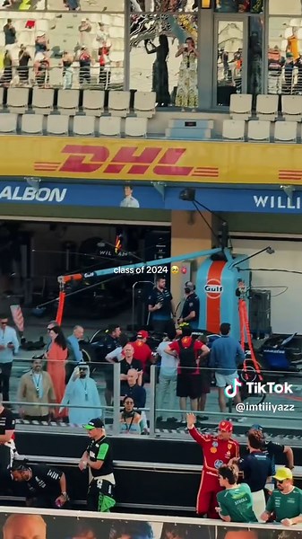 still processing it. #abudhabi #formula1 #abudhabigp #lewishamilton #carlossainz #final #driversparade #yasmarinacircuit #fyp @Visit Abu Dhabi @In Abu Dhabi @Formula 1 @Lovin Dubai @What’s On Dubai @Mercedes-AMG F1