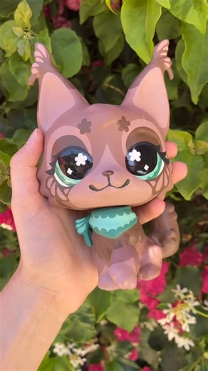 Sculptor, Toy Repaints, & Doll Artist | I really wanna make another butterfly lps, I love this one’s design. Thanks @terrapin.studios for making these 3D models available for... | Instagram