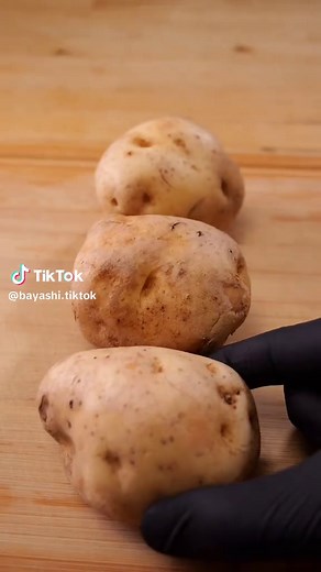 Exploding Butter Potato Balls Recipe