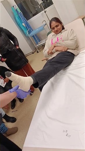 Spiral bandage demonstration