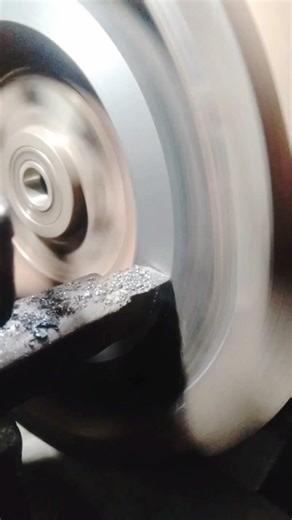 frywheel grinding 🏎️🛠️ #mechanic #automobile