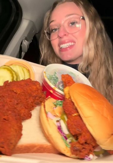Ultimate Dave's Hot Chicken Sandwich Review