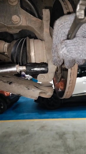 Brake disc remove tricks | Hashir Ali Khan