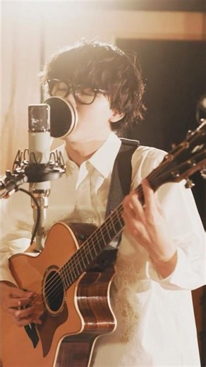 “ #祝祭 ” 二番の歌詞お気に入りです。自分のまま生きれてこそ初めて誰かと本当に繋がれるかもしれないよね #森大翔 #moriyamato #guitar