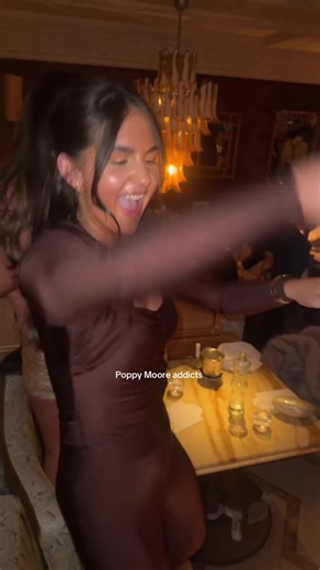 _katiepaterson (@_katiepaterson)’s videos with Tambourine - Edited Version - Eve