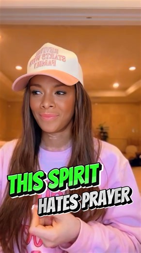 Python 🐍 spirit hates prayer! FREE monthly trial in my private mentorship comment FREE to get the link 🔗 and code 👩‍💻 #coregroup | Jenny Weaver Worships