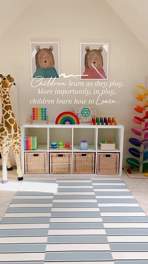 Playroom ideas / Playroom inspiration / Playroom toys / Toy and Playroom Organization. ✨. 2 years old playroom | 3 years old playroom #playroom #playroominspo #playroomorganization #toddlersplayroom #toddlerplay #organization #playroomdecor #montessori #toys #woodentoys #stapelstein #stapelsteinsteppingstones #stapelsteineorginal