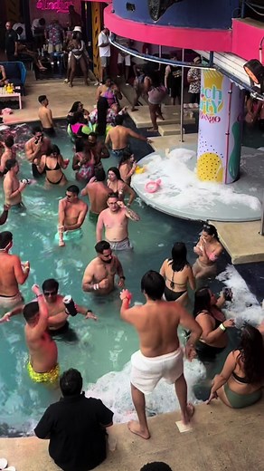 🤪PoolParty en CANCUN 🏖️ Coco Bongo Beach Party #Cancun #CocoBongo #BeachClub #PoolParty #Fyp #CocoBongoBeachParty #FoamParty #foryourpage #vacaciones #fiesta #party #Beach #vacations Envia DM para tus tickets 🎟️ Send DM for your tickets 🎟️
