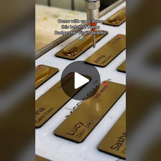 If you have a Name Badge, we probably made it 😎 Doming some @VirginAtlantic Name Badges this morning! Follow us to see if your company and name is next 👀. #satisfying #manufacturing #oddlysatisfying #badgemaster #namebadge #nametag