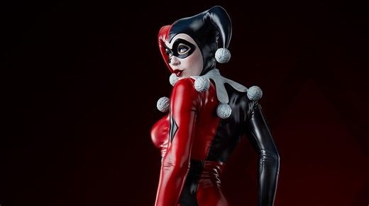 Sideshow reveals new Harley Quinn Premium Format Figure