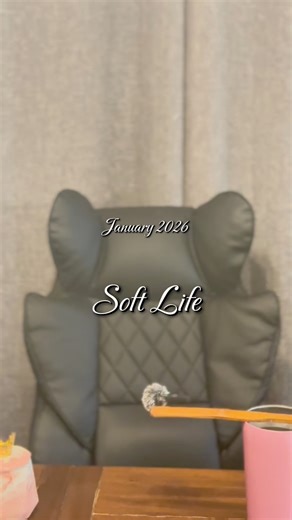 11 reactions · 5 comments | I love the soft life #SoftLifeEra #January #humor #trendingreelsvideo #trendingvideo #tiktok #Youtube #funny #funnyvideos #funnyreels | Cianthé Pyting Loopus | Facebook