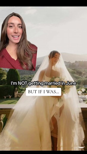 June Wedding Inspiration: Pastel Bridesmaids & Floral Touches