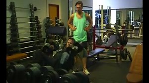 Morgen versucht sich unser Reporter Thilo Mischke als Bodybuilder. Hier schon mal ein kleiner Vorgeschmack! | Galileo