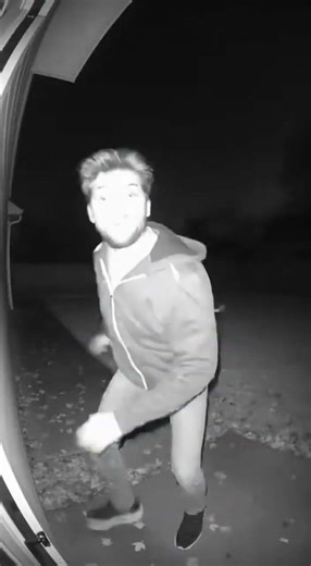 that deer needs to stop chasing that poor man #scary #ringdoorbell #deer #chase