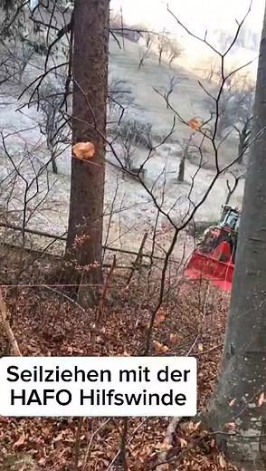 🎯 Seilziehen war gestern! Danke Andreas Steurer für die Videos! Mit der HAFO Hilfswinde gehört mühsames Schleppen der Vergangenheit an. 💪 Sie übernimmt zuverlässig das Ziehen des schweren Stahlseils deiner Forstwinde – schnell, sicher und kräfteschonend. 🌲🚜 👉 Für alle gängigen Forstseilwinden geeignet - gleich unter https://www.hafo.co.at/hilfswinde/aufbauvarianten/ auswählen #HAFO #Forsttechnik #Hilfswinde #Seilziehenleichtgemacht #Waldarbeit | HAFO