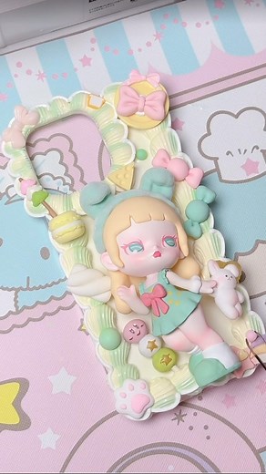 HSY Handmade Studio on Instagram: "Yellow and Green Decoden Cream Glue Phone Case ✨✨ Do you guys like this case??😘🎀 Feel free to message me on Instagram. I am happy to serve you!!💕✨ Tips ✔️Material: Cream Glue ✔️100% Handmade | a little defective is inevitable ✔️Order to order | It will take about 25-40 Days to make | No replacement or refunding after order ✔️Accessories are constantly being updated | I randomly replace accessories suitable the theme if any accessories are out of stock. ✔️Any