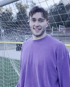 ⚽ Save the day with Allegra! Non-drowsy relief keeps you in the game. 🌟 | Allegra