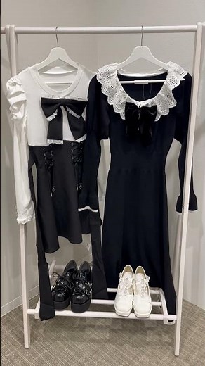 Long vs. Short Dresses: Which Japanese Silhouette is Better? 👗✂️