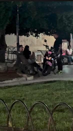 Jose Alberto on Instagram: "El respeto por los espacios públicos es un acto de consideración hacia la comunidad. Si encendemos la conciencia, juntos podemos hacer de nuestra plaza, un lugar de encuentro seguro para todos. Tú puedes ser parte de la solución, no del problema. Demuestra que eres un ciudadano responsable, estaciona tu moto en los lugares apropiados y evita sanciones. ¡Tinaco Territorio de Esperanza!"