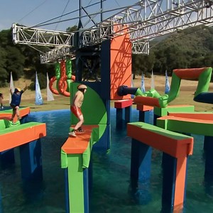 Who will earn the final spot? 🧐🌊 | Wipeout