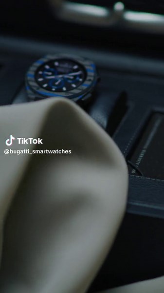 Bugatti Carbone Limited Edition with Bugatti Divo