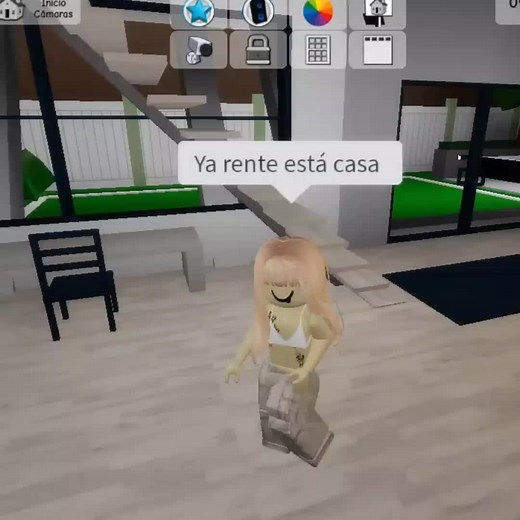 Explore Virtual Adventures with Female Avatar Gameplay