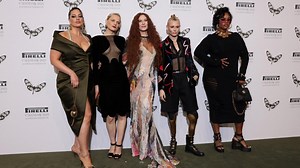 Le calendrier Pirelli 2023 dévoilé: Bella Hadid, Emily Ratajkowski, Cara Delevigne prennent la pose (photos)