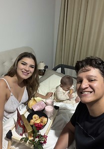 O amor mais puro não está nas grandes coisas, mas nos momentos mais simples da vida ❤️ FELIZ DIA DOS NAMORADOS