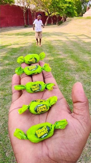 Lemon juice toffee 🍋🍋🤣#cutebaby 🥰😍 prank 🩴🤣🤣#viral #trending Anita cute baby