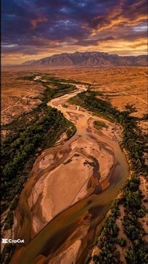 This Border Moves Every Single Year — And Nobody Can Stop It 🌊