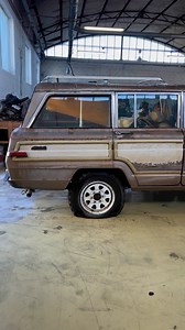 ‘88 Grand Wagoneer disassembling for a frame off restoration project. #jeep #grandwagoneer #wagoneer #frame #frameoffrestoration #frameoff #restore #Restoration #bellissima #lavoro #lavoroduro #workhard #officinameccanica. #garage #shop | Mr.Wagoneer Full Size Jeep Restoration