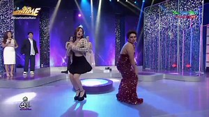 Dance Showdown 😆 | Showtime Family