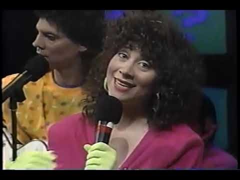 Parachute Express Live in Concert - Gymboree GymVideos (1989 Kids Music VHS)