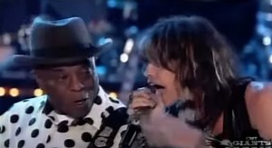 Throwback To Steven Tyler Performing “All My Rowdy Friends Are Coming Over Tonight” In Honor Of Hank Williams Jr.