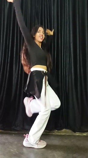 My Queen 👸 [Anamika Taak]#viraldance #youtubeshorts #dance #dancecover #trendingshorts #