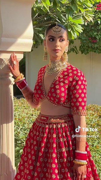Punjabi Weddings: Stunning Outfits and Traditions