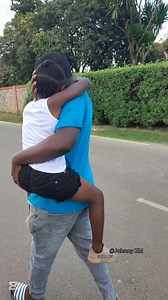 Ice cream, iya talala, ili namu cooler box😂 Sign up👉🏾 https://cutt.ly/xrz47dgC Use my promocode: Johnnyzm1 and get 500% bonus Play MINES and win some quick cash 💸 | Johnny ZM