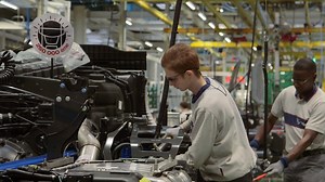 16K views · 320 reactions | (Re)vivez l'assemblage du 250 000e camion made in Scania Production Angers comme si vous y étiez ! Encore bravo à Derro-Transports pour l'acquisition de ce modèle unique. | Scania France | Facebook