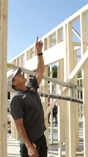 SETTING TRUSSES!! #construction