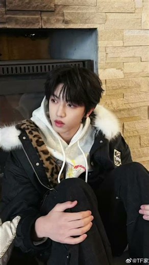 被冻蒙的一天#tf家族 #张桂源