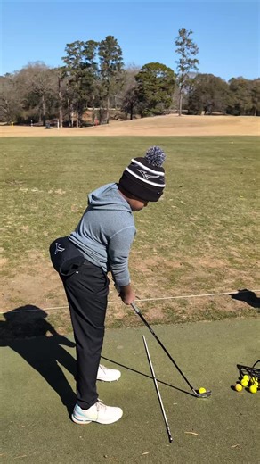 Golfing in Cold Weather: Tips and Tricks