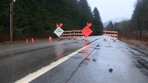 Part of Highway 2 to reopen after flooding closure to allow Stevens Pass access