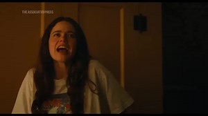 Molly Gordon goes crazy for love in 'Oh Hi!'