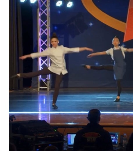 the menu part 2🧑‍🍳🍱🖤🤍 #dancemomsanewera #viral #themenu #contemporary #ballet