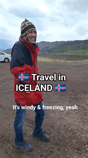 Would you try this shower? Lee planned to, but the Icelandic summer didn't play ball 😂