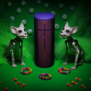 12 reactions · 6 comments | 'Cause this is thriller… Thriller night!  Desejamos um Feliz Dia das Bruxas repleto de gostosuras e travessuras | Logitech | Facebook