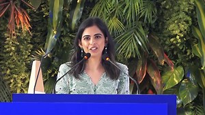 341K views · 5.2K reactions | A night of inspiration and recognition! ✨ Isha Ambani, Shloka Mehta, Mukesh Ambani, Ekta Kapoor, and Kiran Rao graced the 4th edition of the Express Awards for Women Entrepreneurs. #ExpressAwards #WomenEntrepreneurs #Empowerment #IshaAmbani #ShlokaMehta #MukeshAmbani #EktaKapoor #KiranRao #FinancialExpressawards. | Indian Television Academy | Facebook